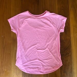 Athleta Girl pink Comeback Tee. Girls size 14 XL. Great condition!